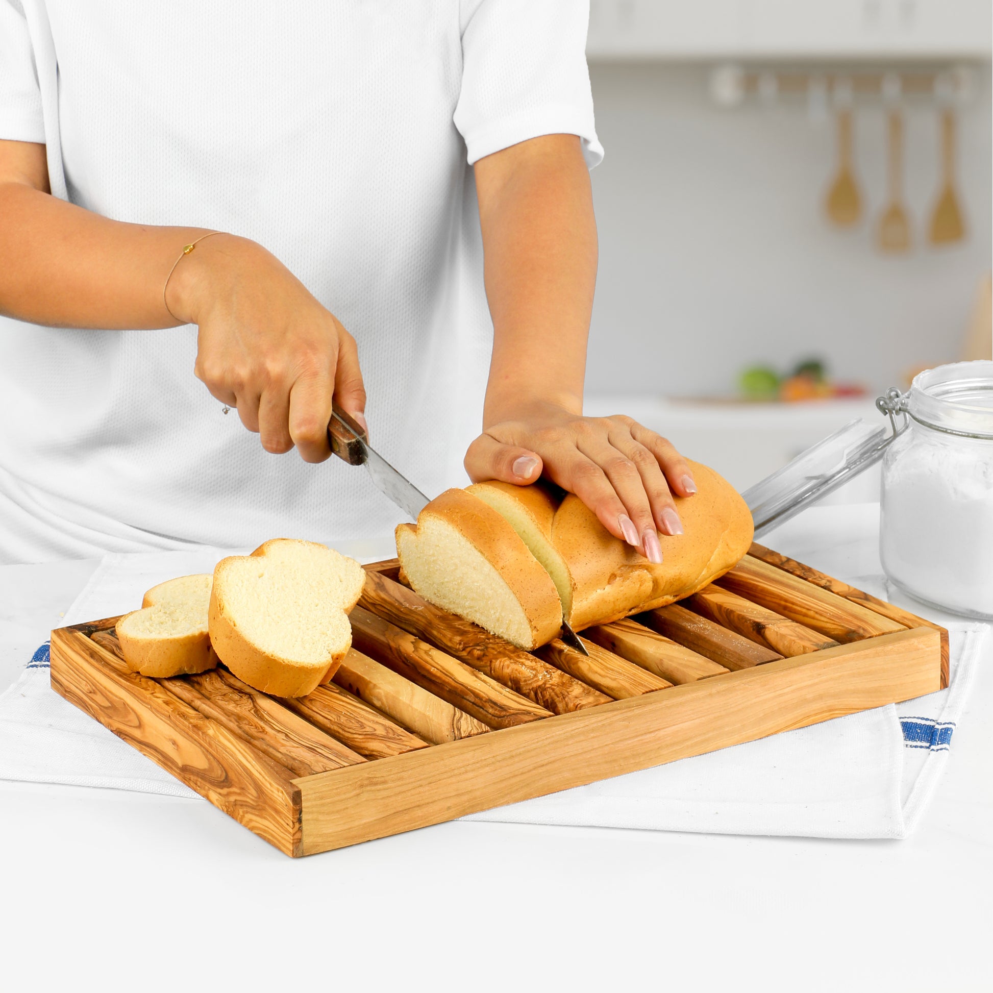 Rectangular Bread Cutting Box - ArtisRaw