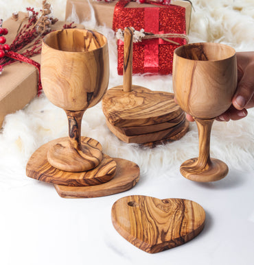 Set Of 6 Heart-Shaped Coasters With Holder Olive Wood - ArtisRaw