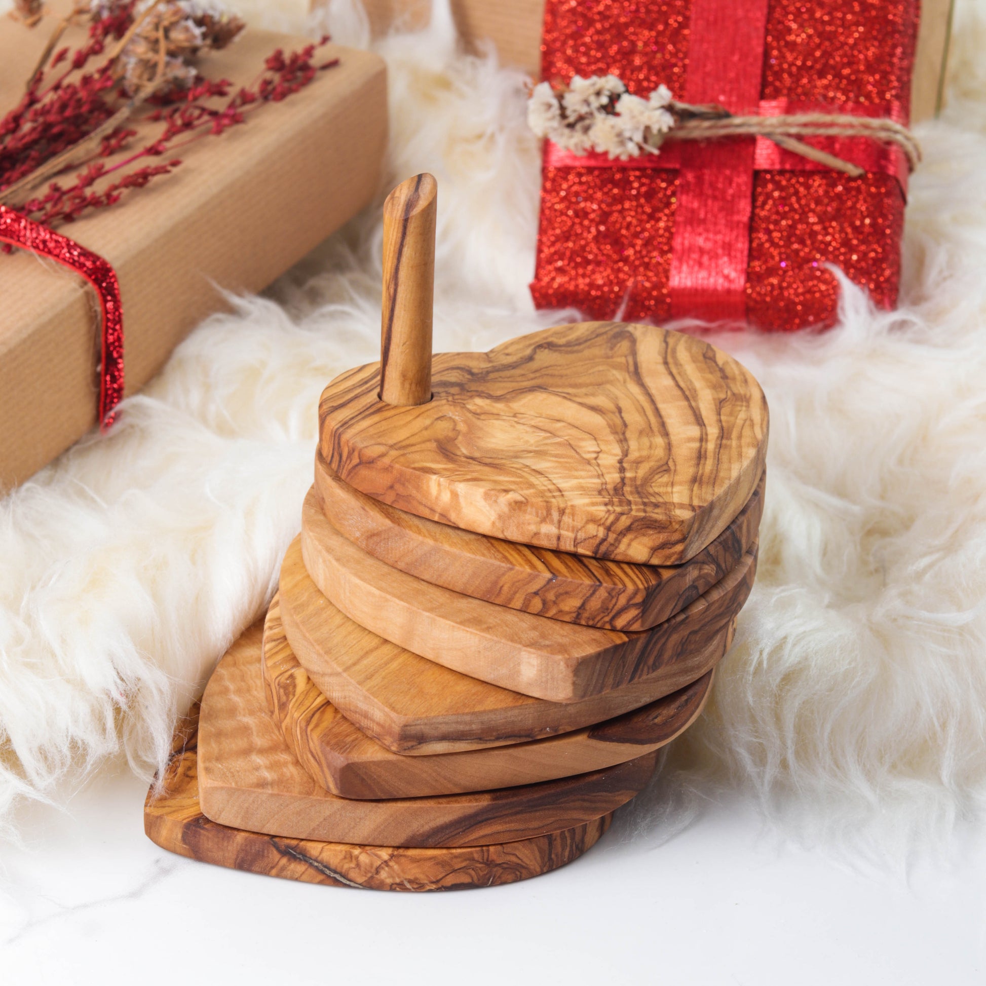 Set Of 6 Heart-Shaped Coasters With Holder Olive Wood - ArtisRaw