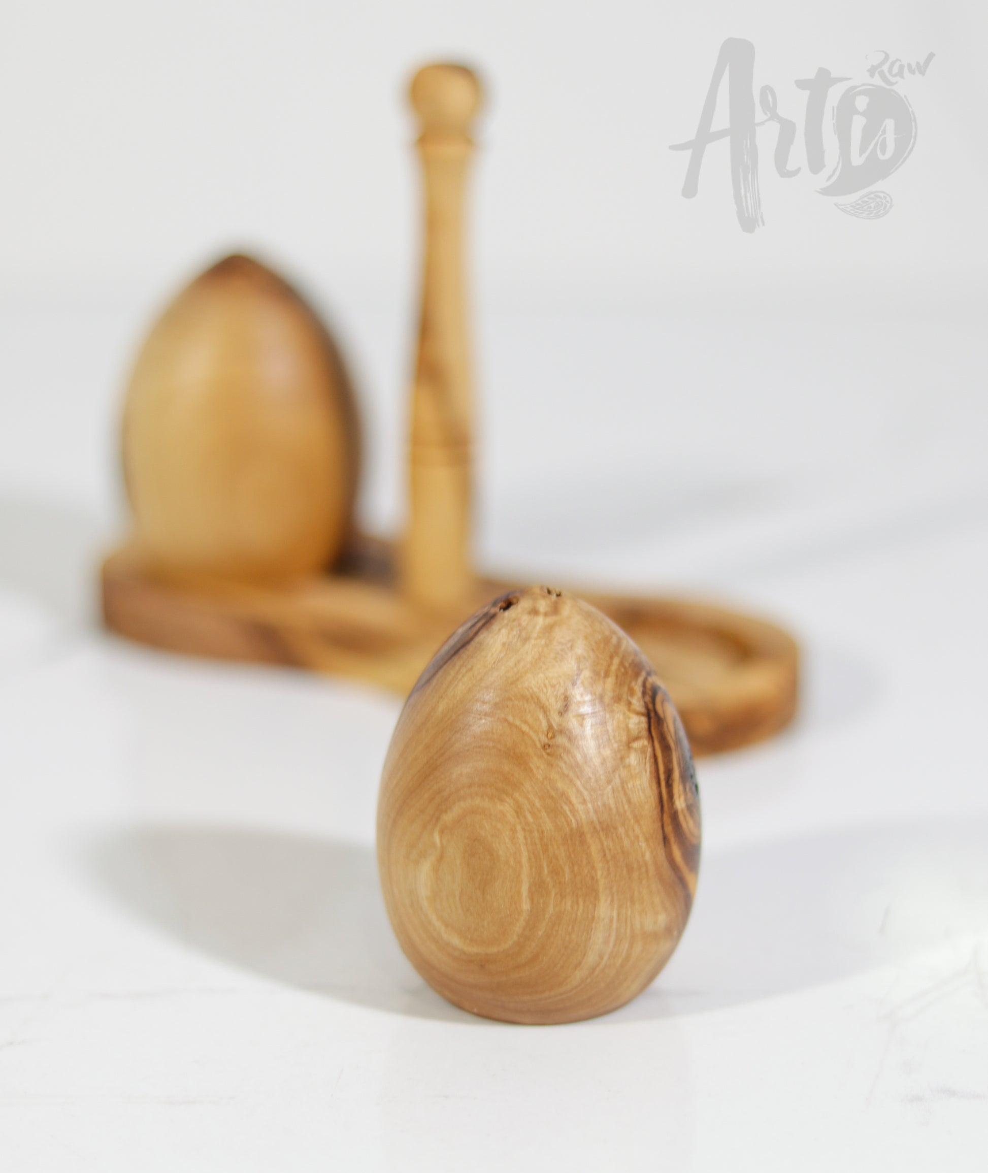 Salt and pepper shakers with Holder - ArtisRaw