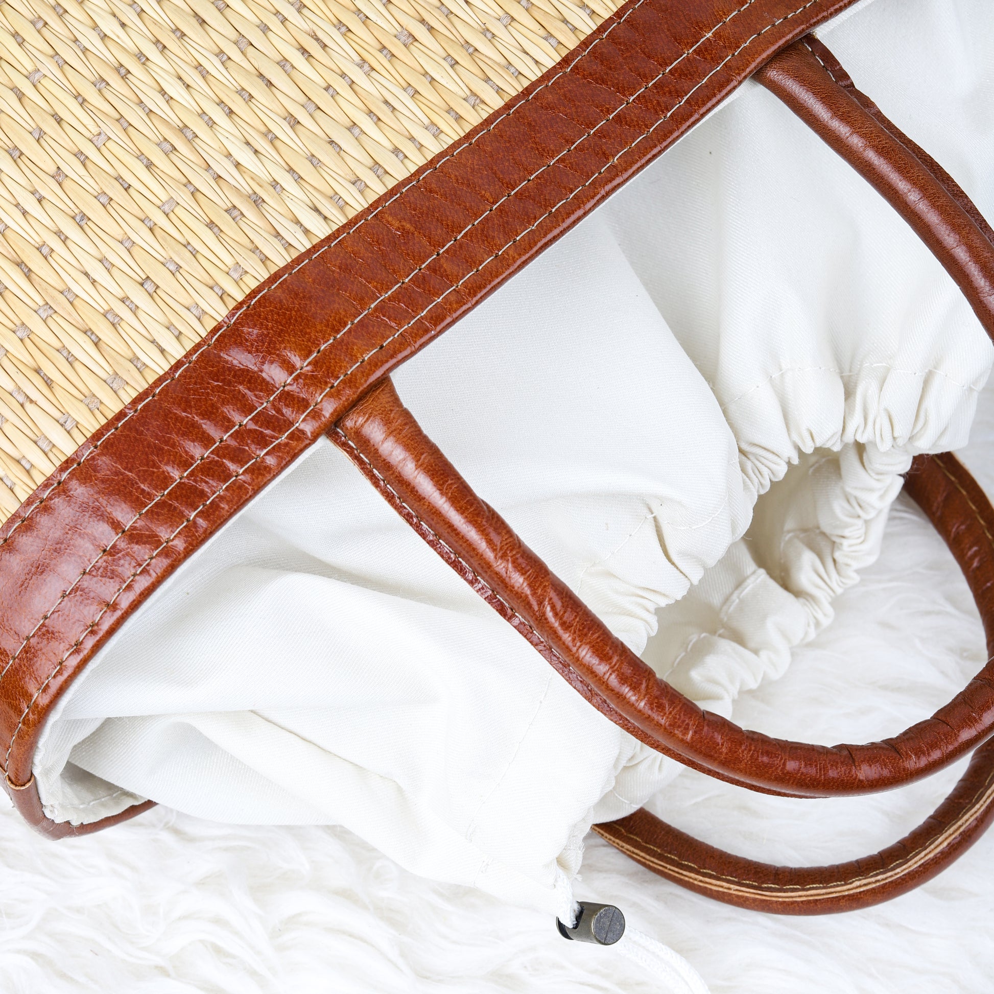 Handmade Top Handle Straw Bag - ArtisRaw