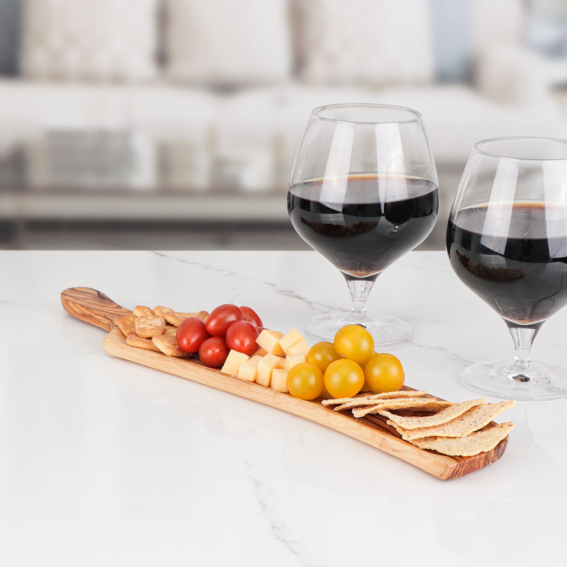 Charcuterie Board made of Tunisian Olive Wood - ArtisRaw