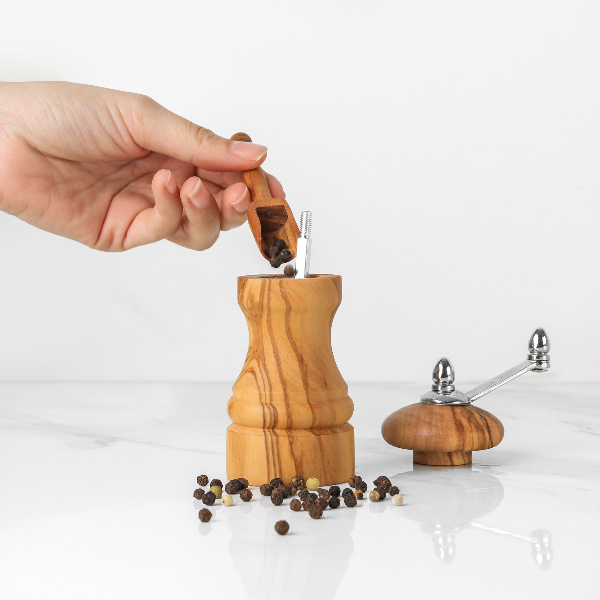 Pepper Grinder Olive Wood - ArtisRaw