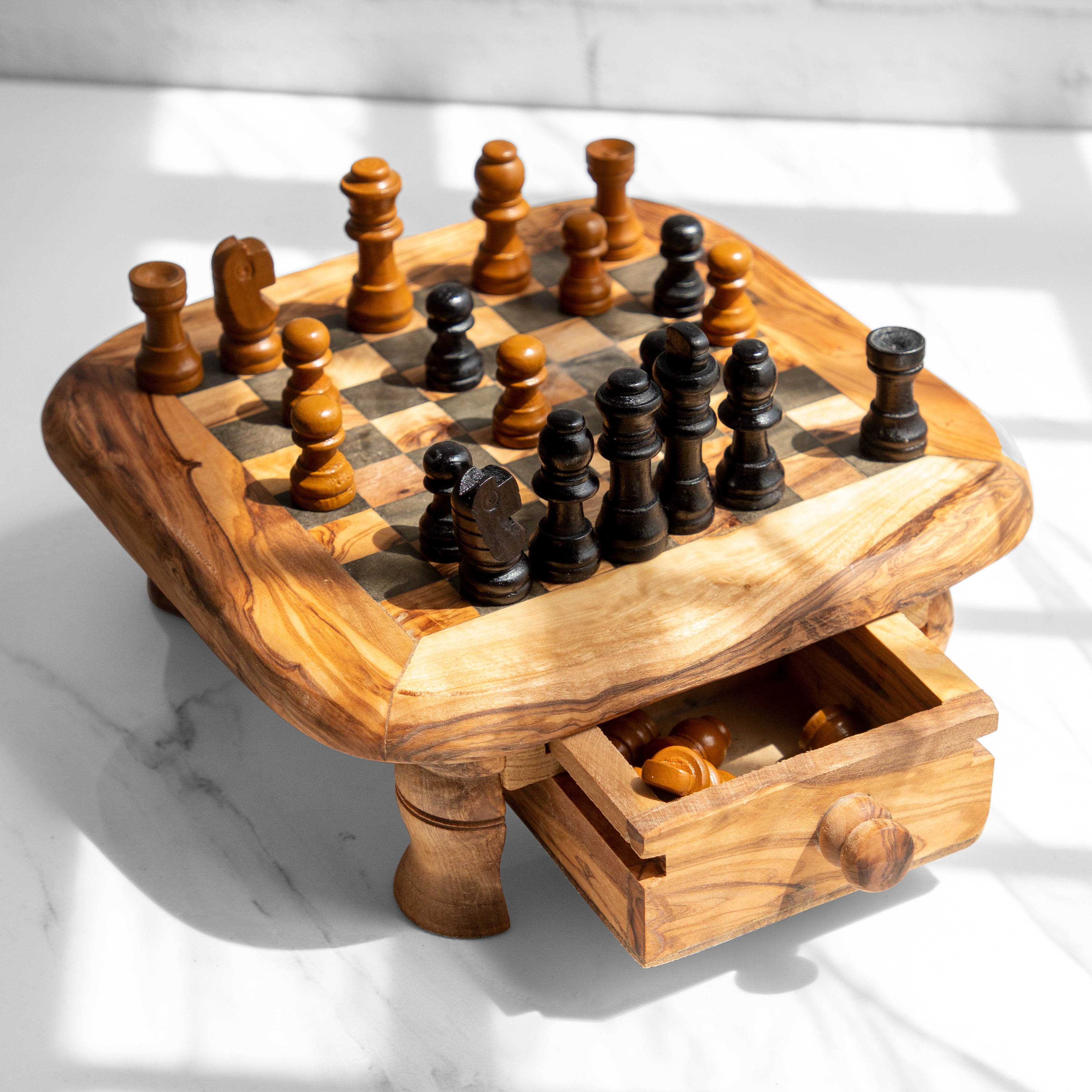 Chess With Round-Edged Board And Legs - ArtisRaw